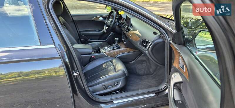 Седан Audi A6 2012 в Дубні