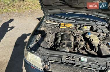 Универсал Audi A6 2001 в 