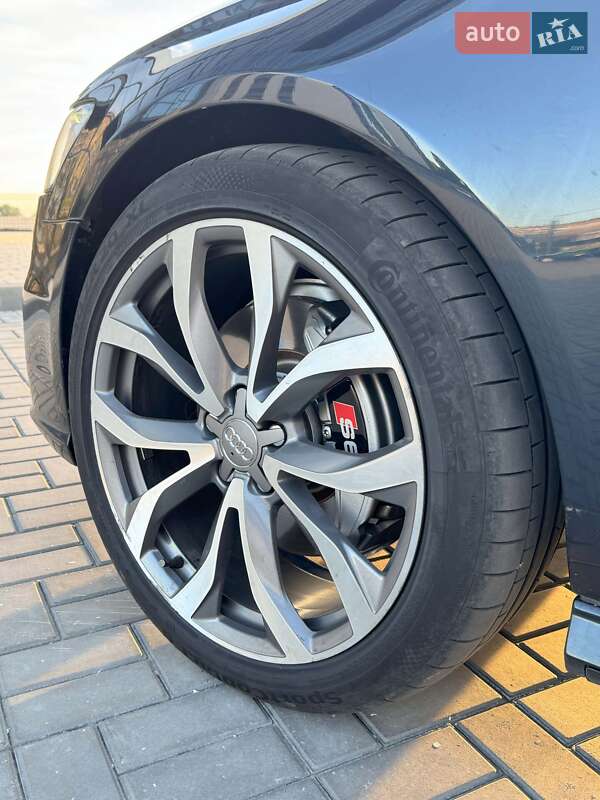 Седан Audi A6 2012 в Днепре
