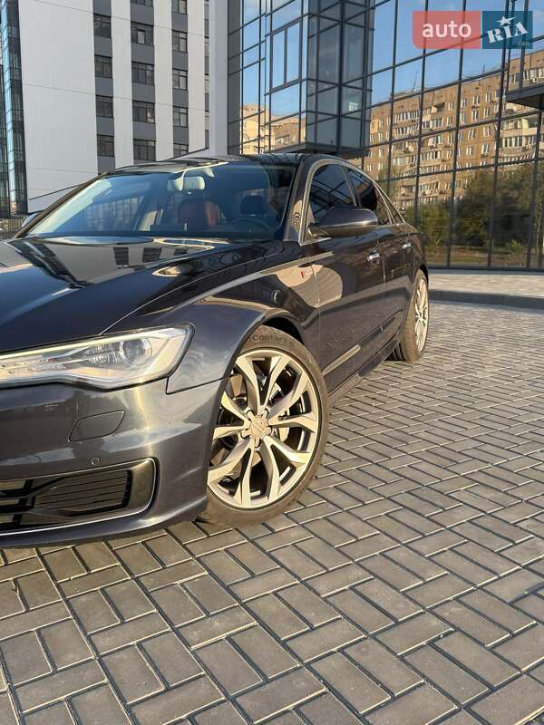 Седан Audi A6 2012 в Днепре