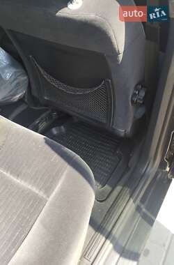 Седан Audi A6 1995 в  фото 4 Седан Audi A6 1995 в