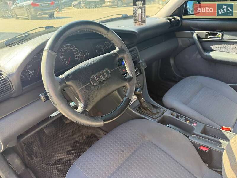 Седан Audi A6 1997 в Киеве
