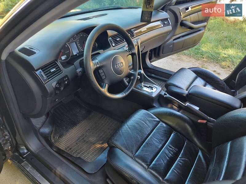 Седан Audi A6 2002 в Высоком