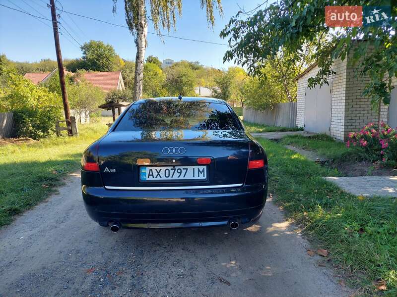 Седан Audi A6 2002 в Высоком