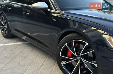 Седан Audi A6 2018 в 