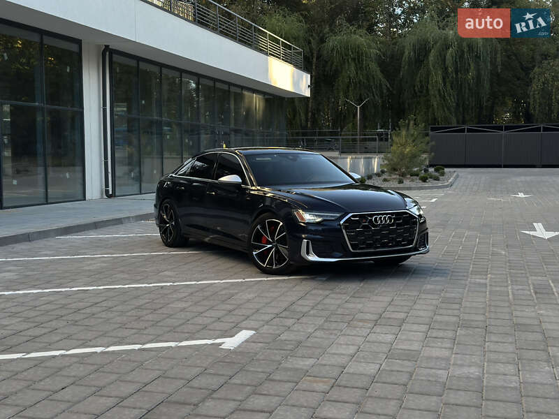 Седан Audi A6 2018 в Рівному