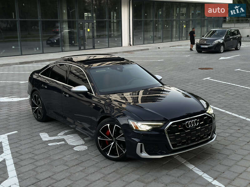 Седан Audi A6 2018 в Рівному