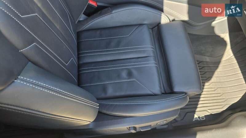 Седан Audi A6 2018 в Киеве