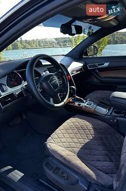 Седан Audi A6 2010 в 