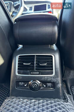Седан Audi A6 2010 в 