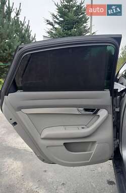 Седан Audi A6 2004 в 