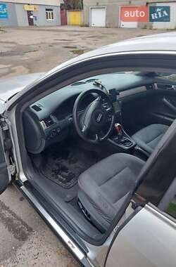Седан Audi A6 1999 в 