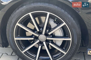 Седан Audi A6 2016 в 