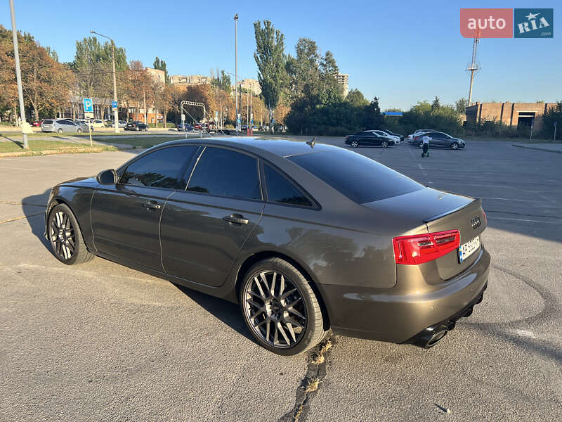 Седан Audi A6 2012 в Запорожье