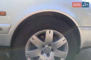 Універсал Audi A6 1996 в 