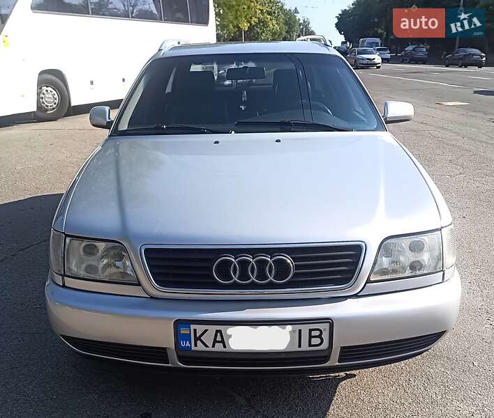 Универсал Audi A6 1996 в Киеве