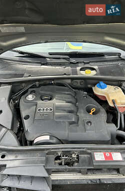Универсал Audi A6 2004 в 