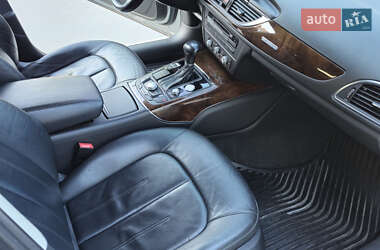 Седан Audi A6 2014 в 