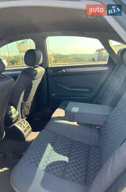 Седан Audi A6 1999 в 