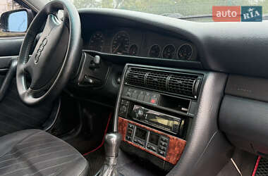 Седан Audi A6 1996 в 