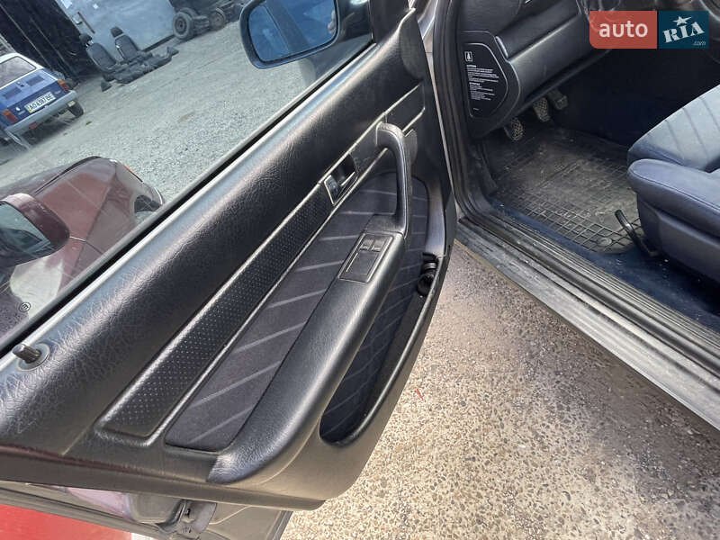 Седан Audi A6 1995 в Солотвине