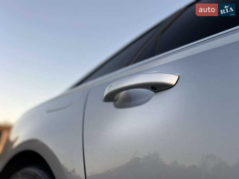 Седан Audi A6 2016 в Полтаве