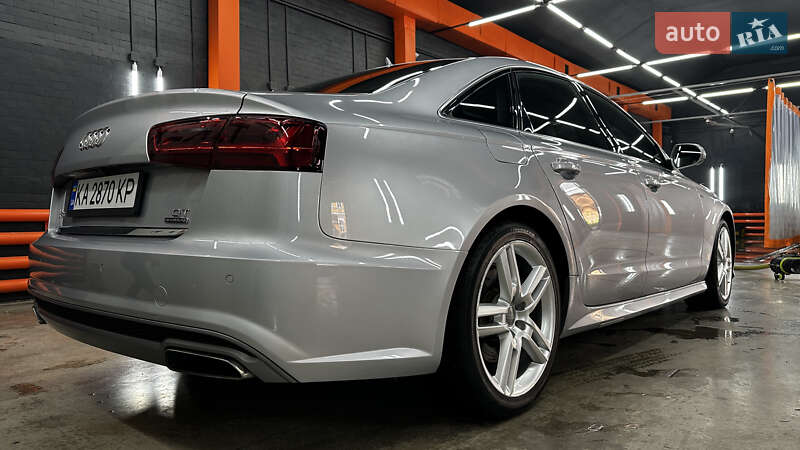 Седан Audi A6 2015 в Киеве
