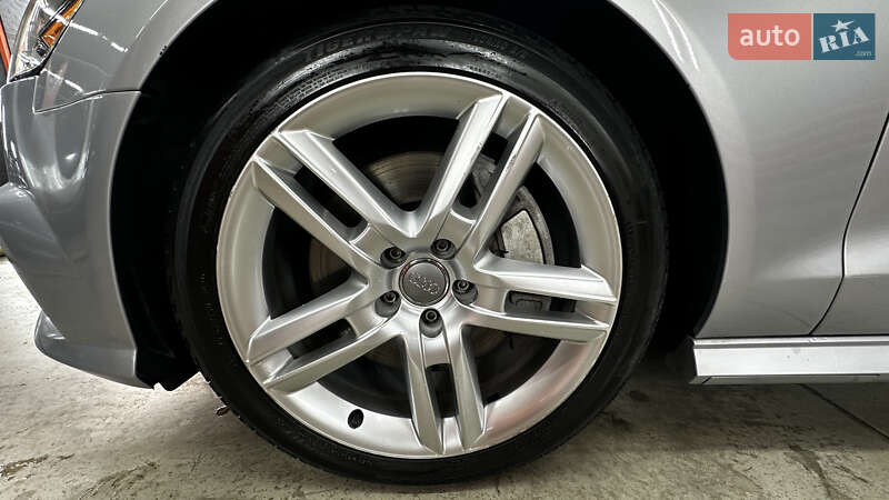 Седан Audi A6 2015 в Киеве