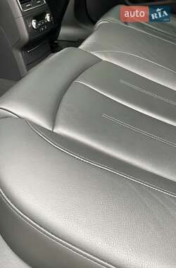 Седан Audi A6 2012 в 