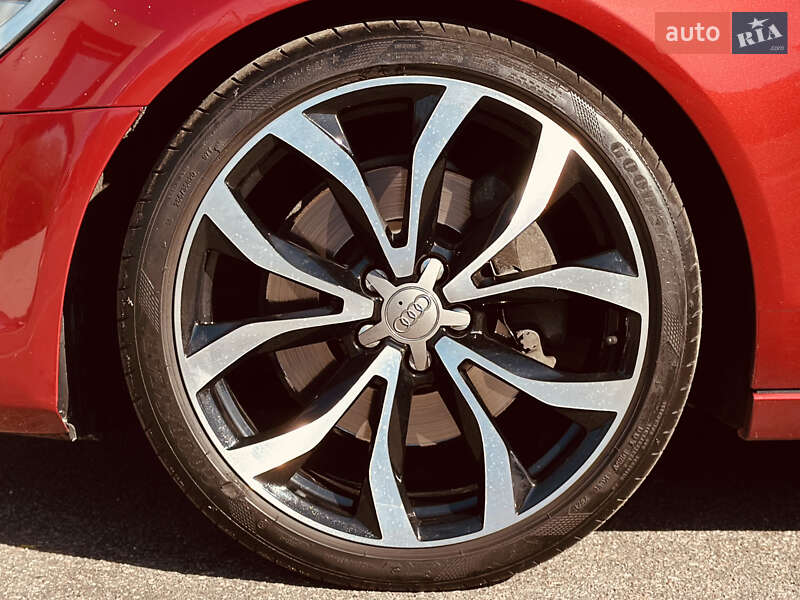 Седан Audi A6 2014 в Кременчуге