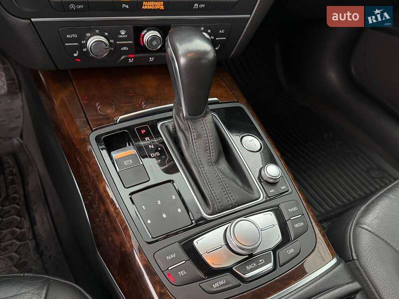 Седан Audi A6 2015 в Одессе