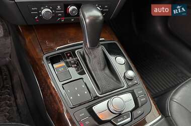 Седан Audi A6 2015 в 