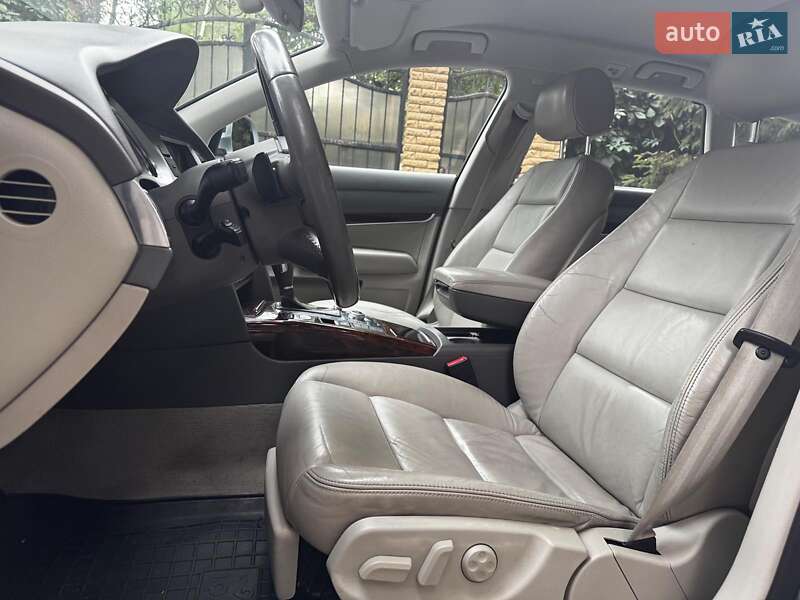 Универсал Audi A6 2009 в Киеве