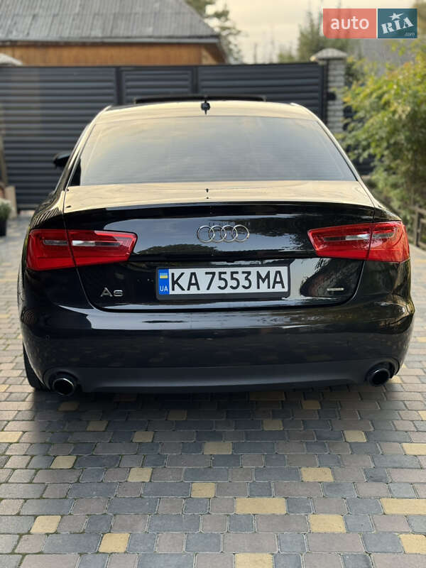 Седан Audi A6 2014 в Коростене