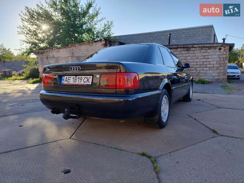 Седан Audi A6 1997 в Кривому Розі