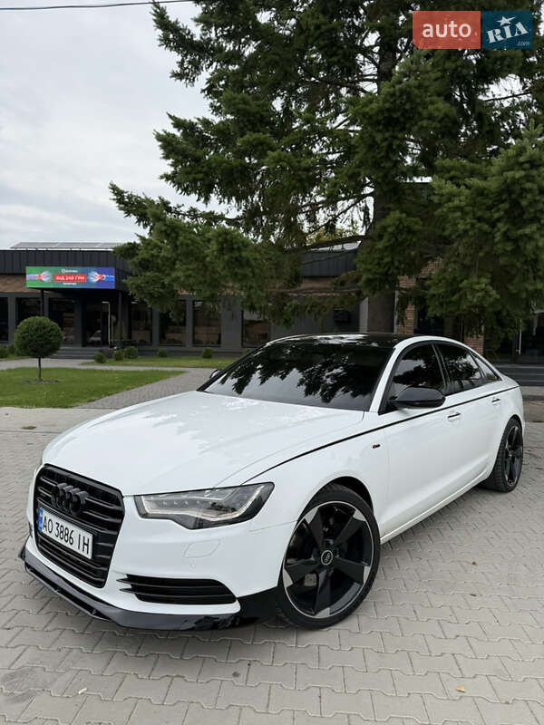 Седан Audi A6 2012 в 