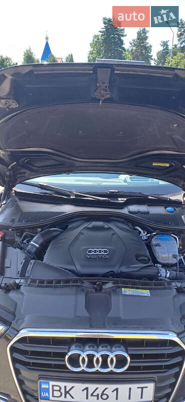Седан Audi A6 2011 в Сарнах