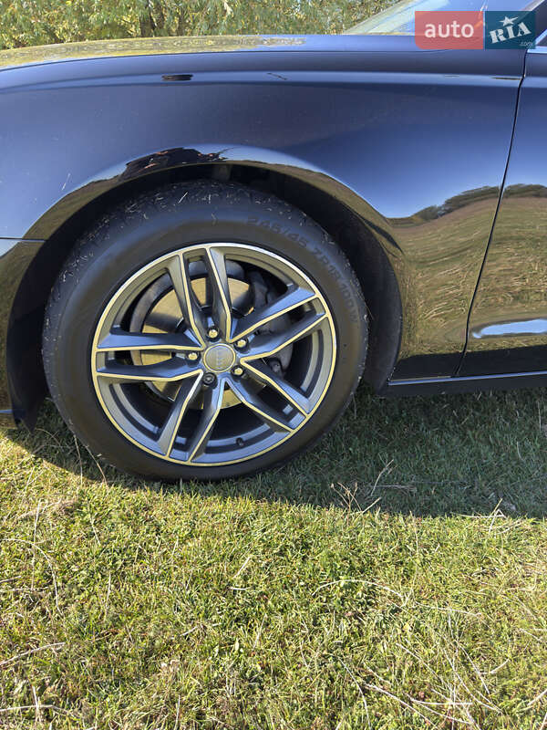 Седан Audi A6 2014 в Киеве