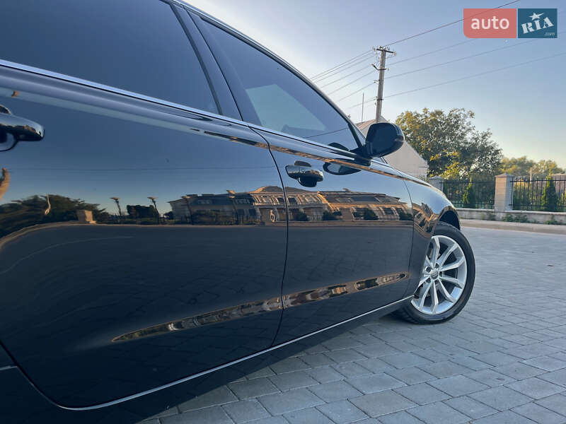 Седан Audi A6 2011 в Бродах