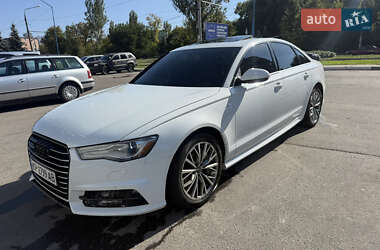 Седан Audi A6 2016 в 