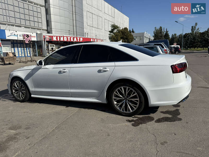 Седан Audi A6 2016 в Запорожье