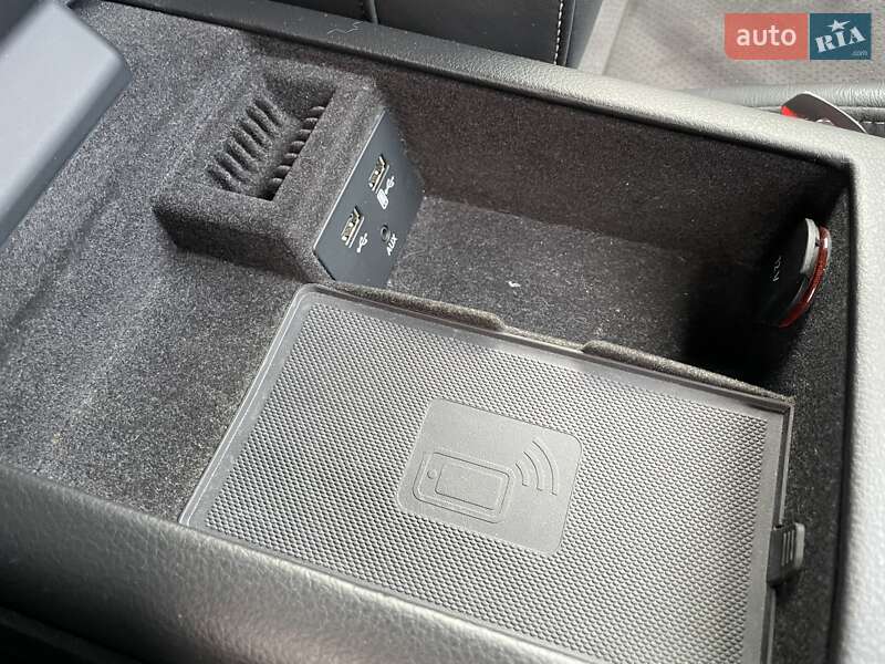 Седан Audi A6 2015 в Стрые