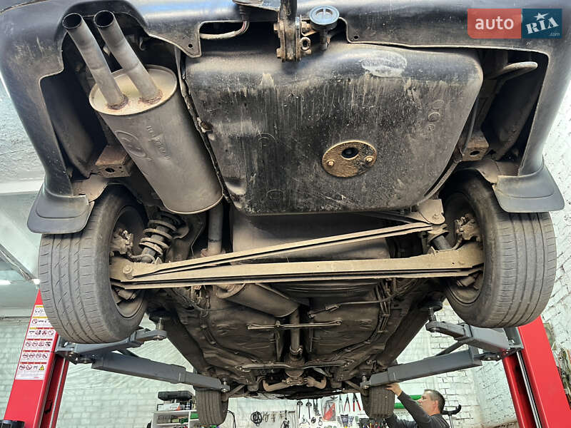 Седан Audi A6 1995 в Сумах