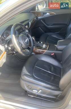 Седан Audi A6 2015 в 