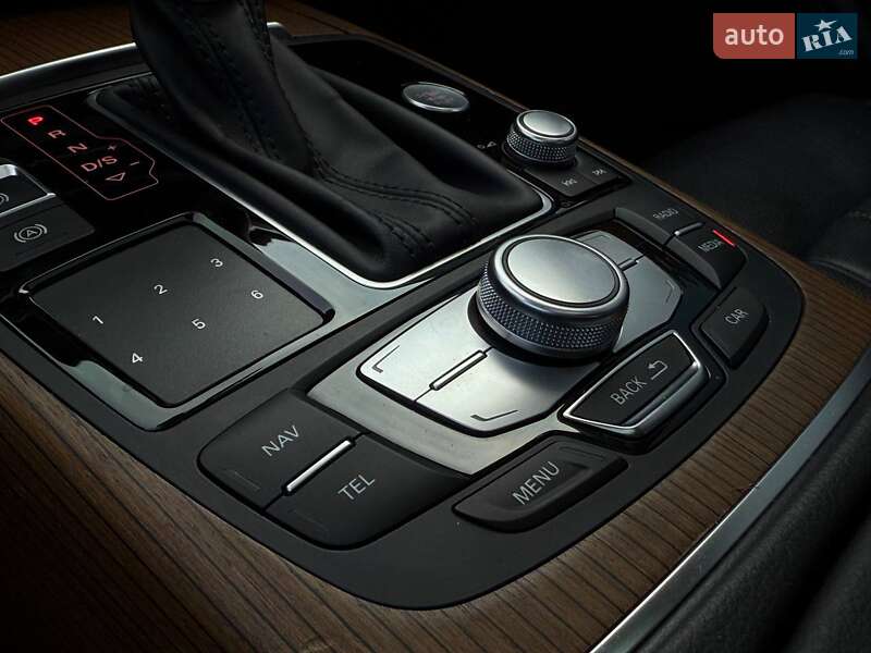 Седан Audi A6 2015 в Киеве