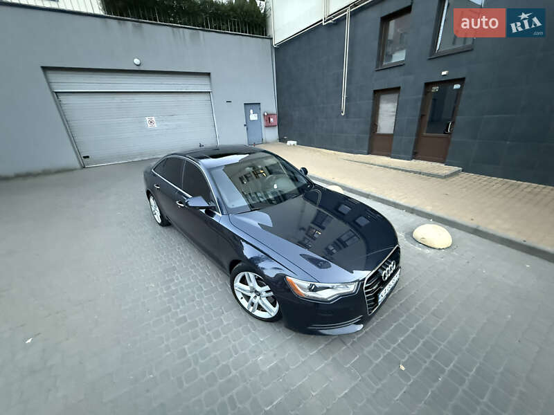 Седан Audi A6 2014 в Киеве