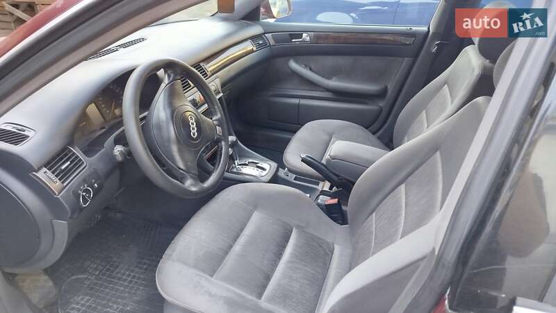 Седан Audi A6 2000 в Черновцах