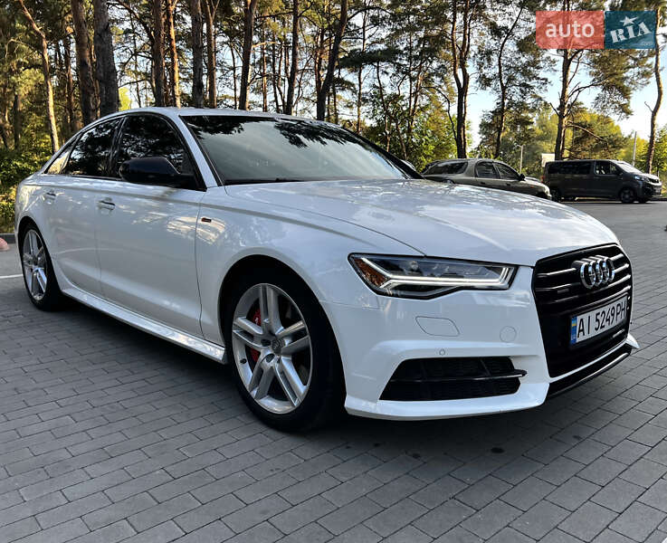 Седан Audi A6 2015 в Горішніх Плавнях