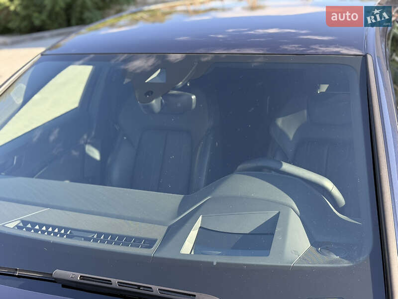 Седан Audi A6 2019 в Киеве