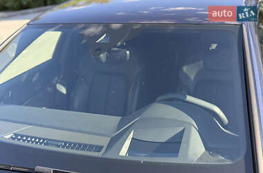 Седан Audi A6 2019 в 